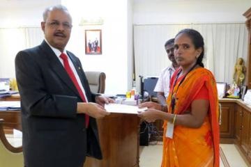 Dr. Majeed Donates Rupees One Lac to Support Education of the Children of Deceased Employee Mr. Rajanna. The Cheque Was Received by Mrs. Sunitha on 29th March 2019